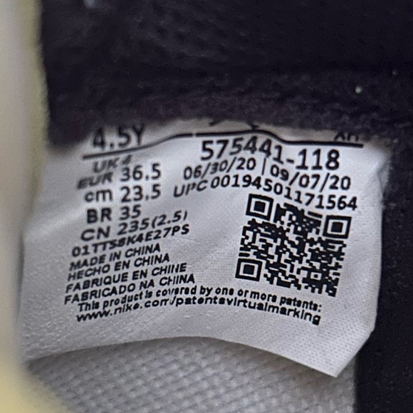 Jordan 1 Retro High OG "VOLT GOLD" | 4.5Y (GS) | blk wht gold yellow | Like New - Picture 11 of 12